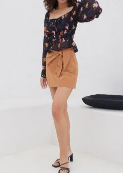 Lost + Wander Tops*Beachy Oasis Top BLACK-MULTI-FLORAL